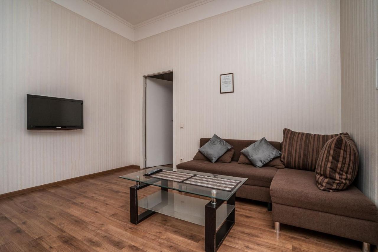 Lacplesa Central Apartments Riga Ngoại thất bức ảnh