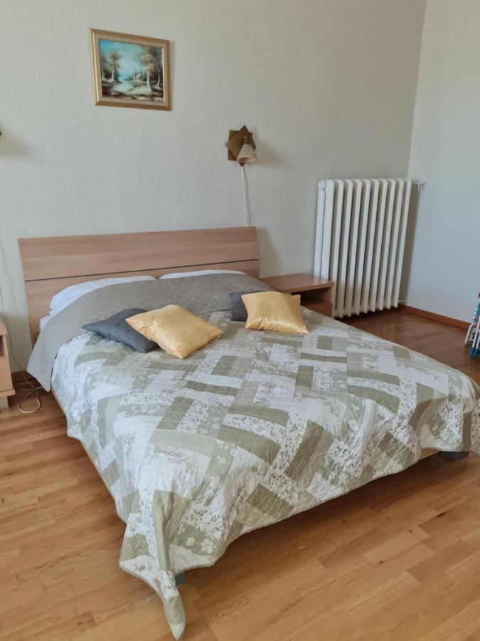 Lacplesa Central Apartments Riga Ngoại thất bức ảnh