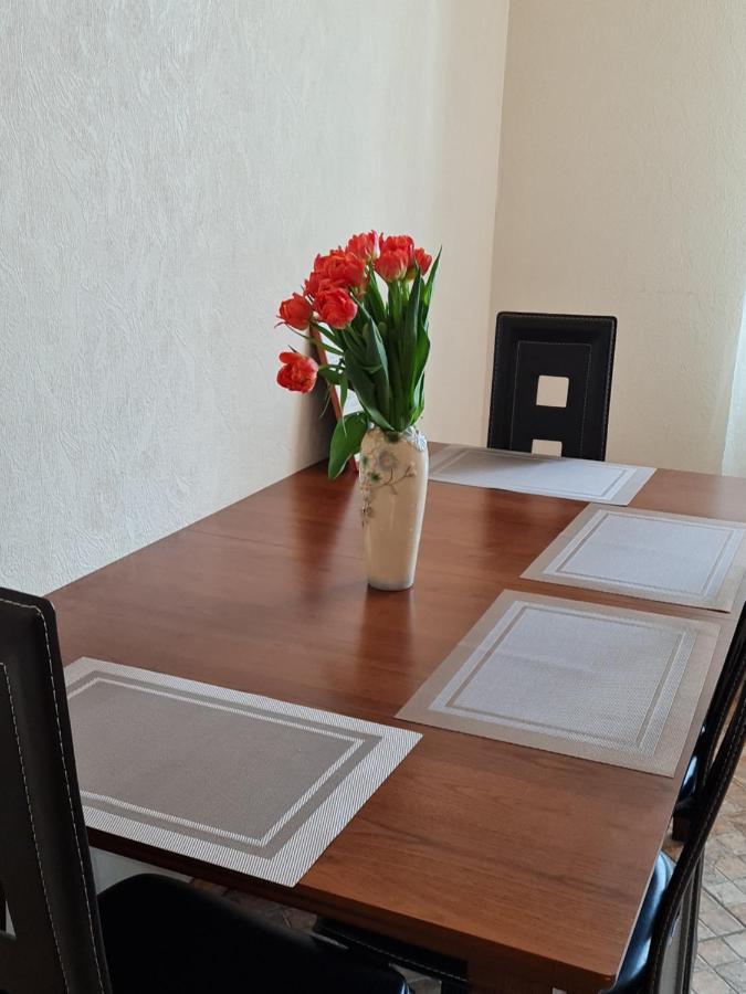 Lacplesa Central Apartments Riga Ngoại thất bức ảnh