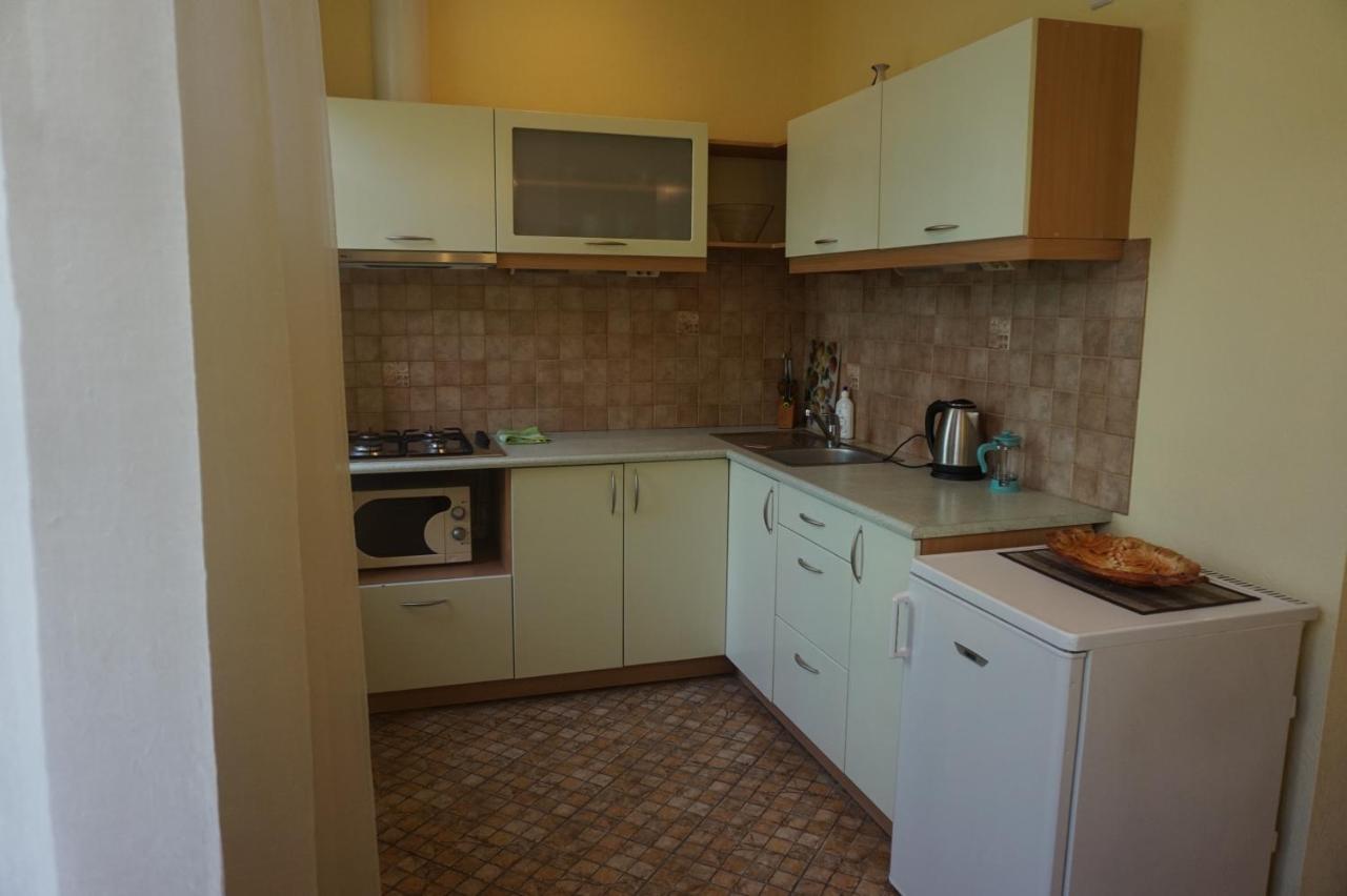 Lacplesa Central Apartments Riga Ngoại thất bức ảnh