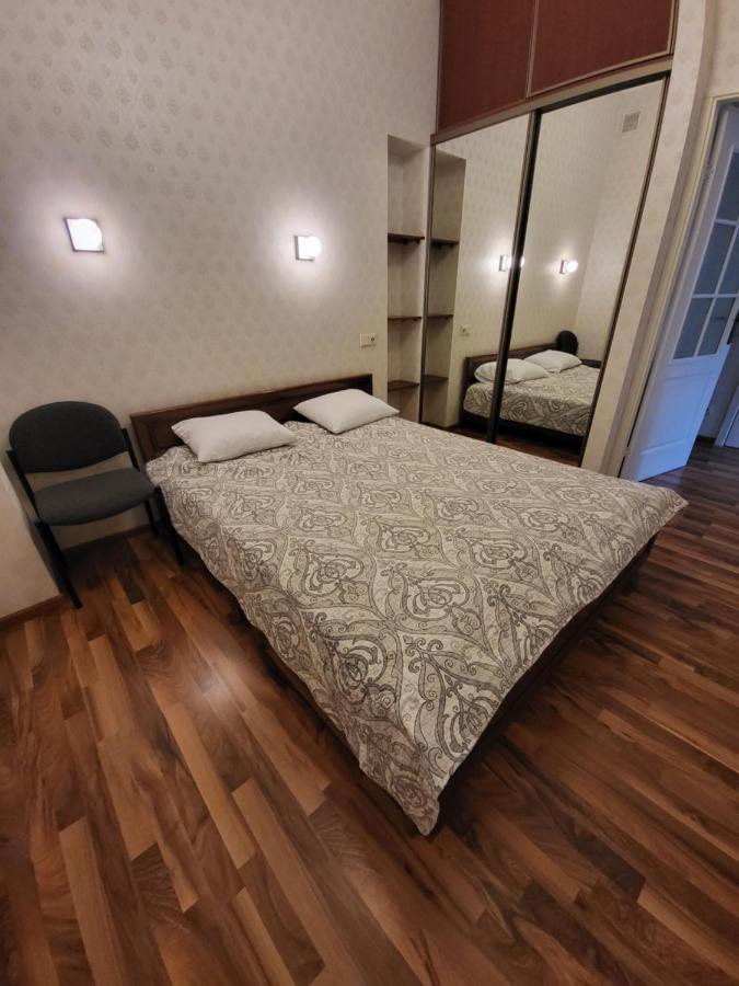 Lacplesa Central Apartments Riga Ngoại thất bức ảnh