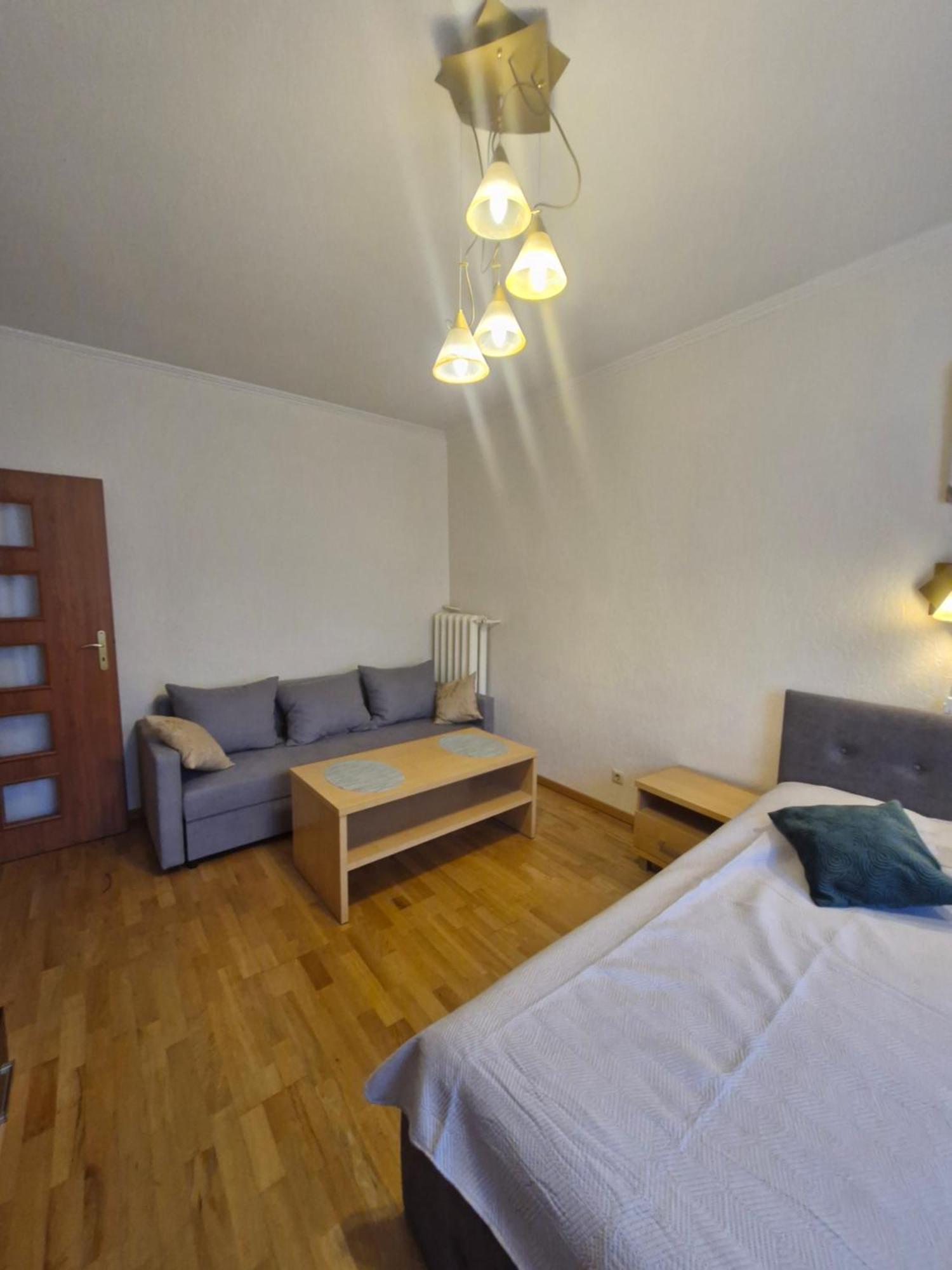 Lacplesa Central Apartments Riga Ngoại thất bức ảnh
