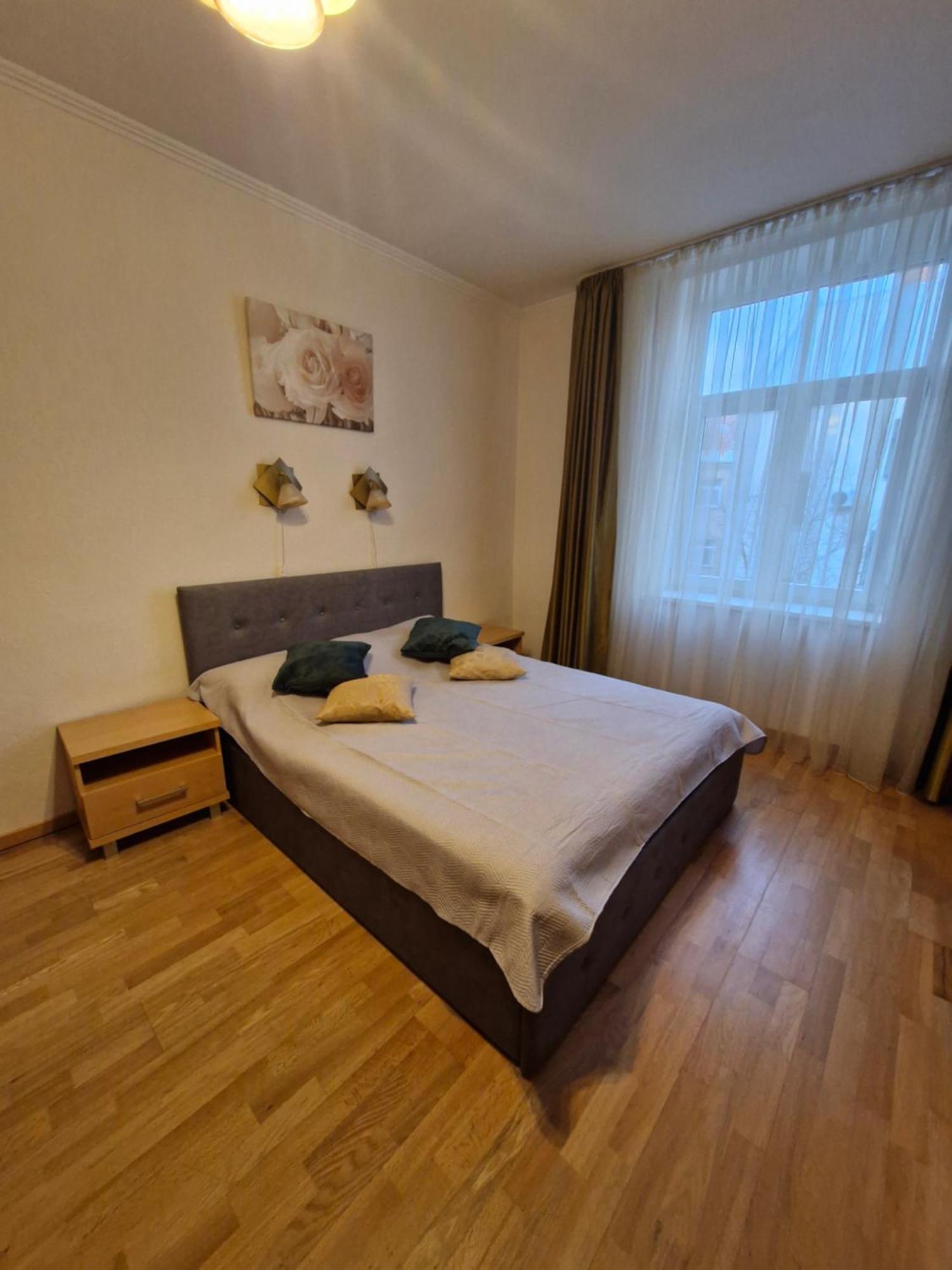 Lacplesa Central Apartments Riga Ngoại thất bức ảnh